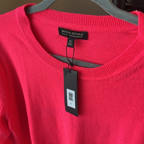 BR Sweater - Picture 3 of 4